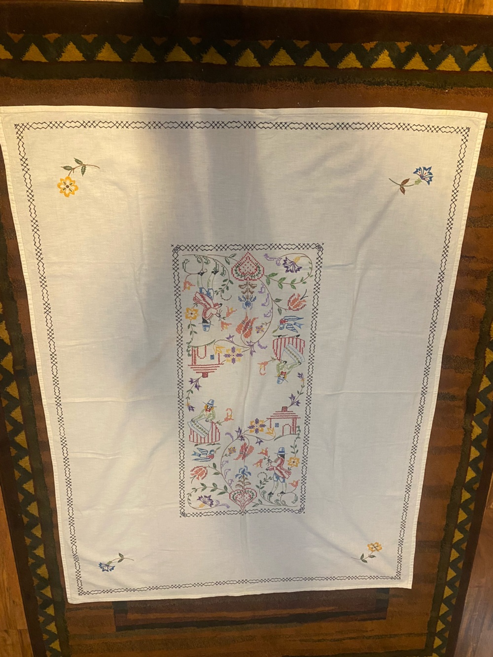 Embroidered White Tablecloth with Americana Motif 48”x 62”